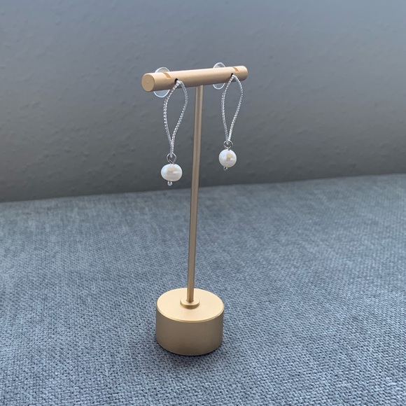 Delicate Silver Earrings with Pearls - Picture 3 of 5